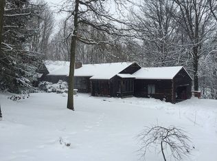 11000 Walnut Ridge Rd, Chesterland, OH 44026