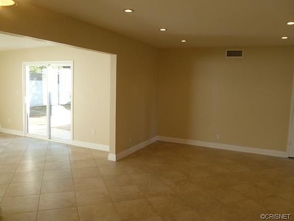 5th image of 12436 Claretta St