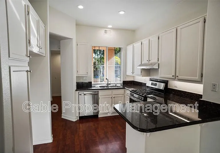 27758 Coldsprings Pl — Photo 3