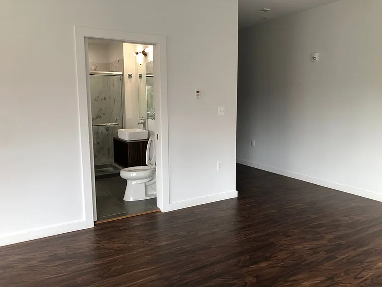 824 N Calvert St — Photo 55