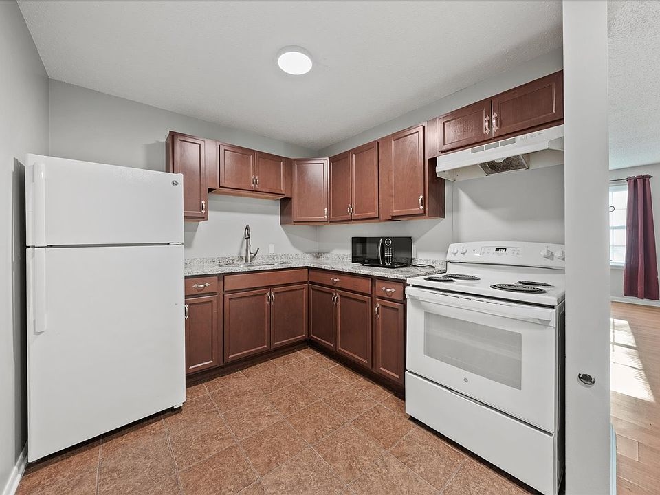 1st image of 441 Harding Pl APT A12