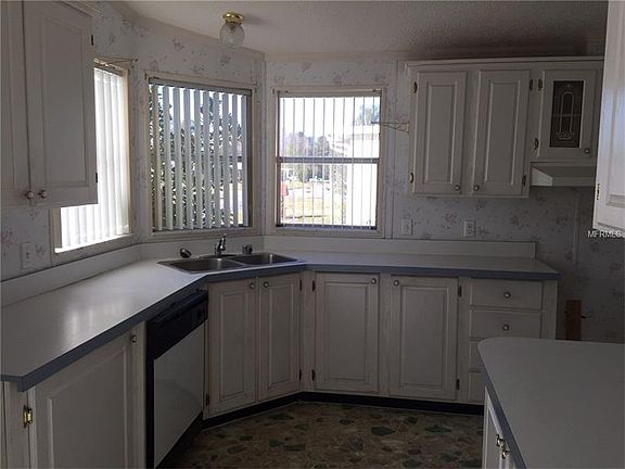 5th image of 5222 Cambridge Ct