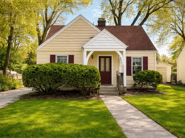 706 Foley Ave, Champaign, IL 61820