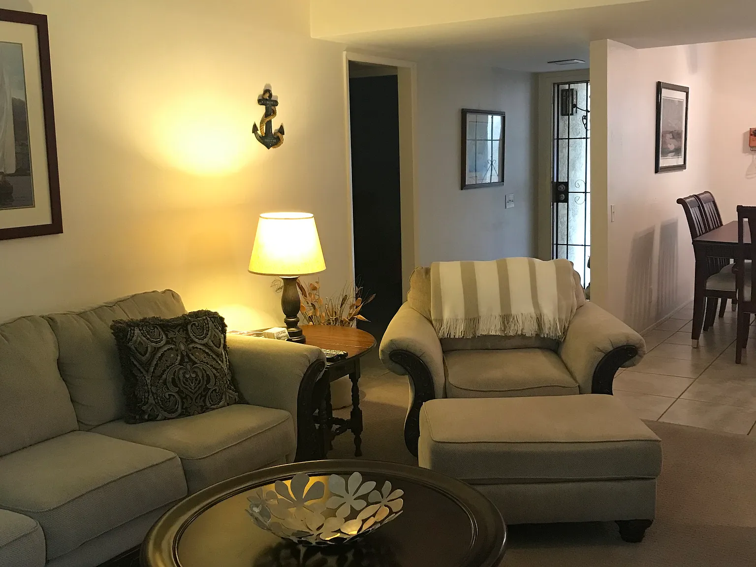 3 bed, 1307 sqft, $2,450 — Photo 2