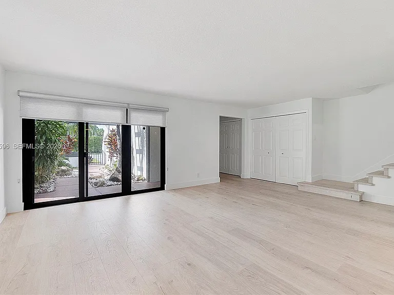398 Fern Dr #10-6 — Photo 7