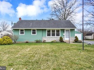 410 Birchland Ave, Mount Joy, PA 17552