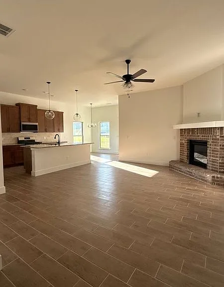 1413 E Riverton Rd — Photo 11