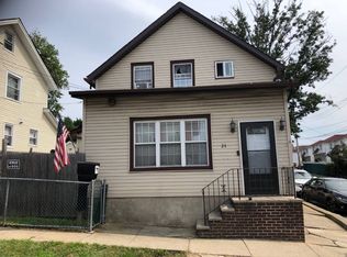 24 Garden St, Staten Island, NY 10314