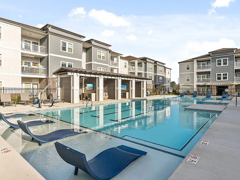 Vintage Hunters Crossing Apartments — Photo 43