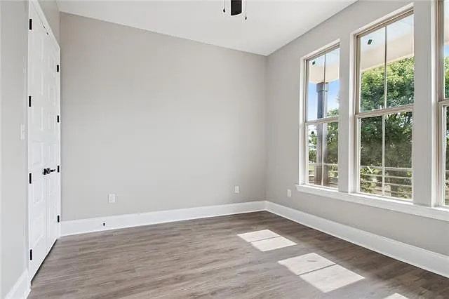 2318 Mardi Gras Blvd — Photo 12