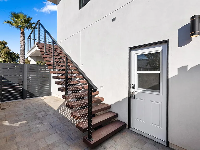 8620 Macawa Ave — Photo 19