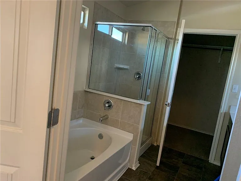 13004 Tinker St — Photo 4