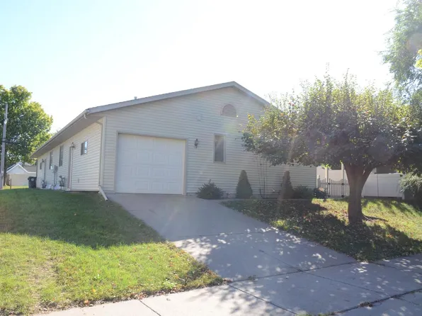 2509 14th STREET SOUTH South #2511, La Crosse, WI 54601