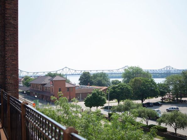 311 SW Water St Suite 411