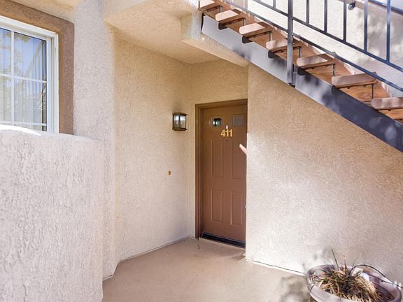 4th image of 24157 Del Monte Dr Unit 411