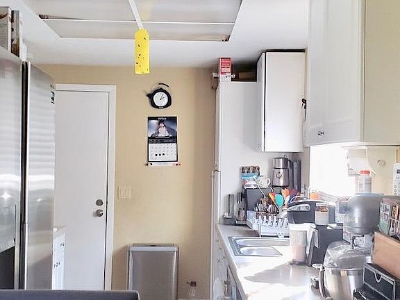 5th image of 10219 Sunol Way