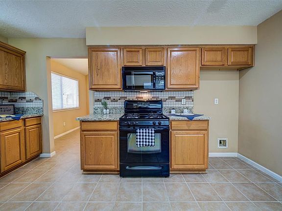 5th image of 7314 Tara Dr