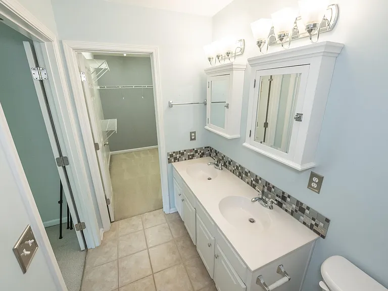 2922 Duvalla Ave — Photo 33