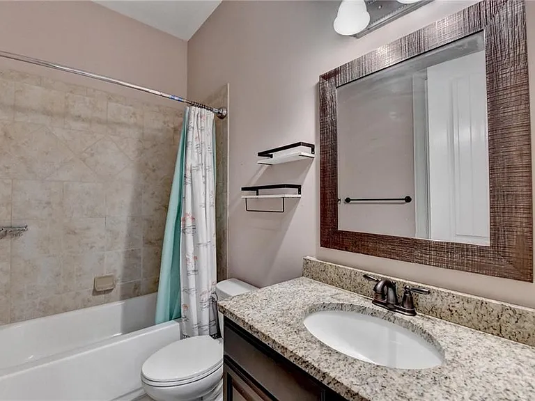 2230 Manor Creek Ct — Photo 17