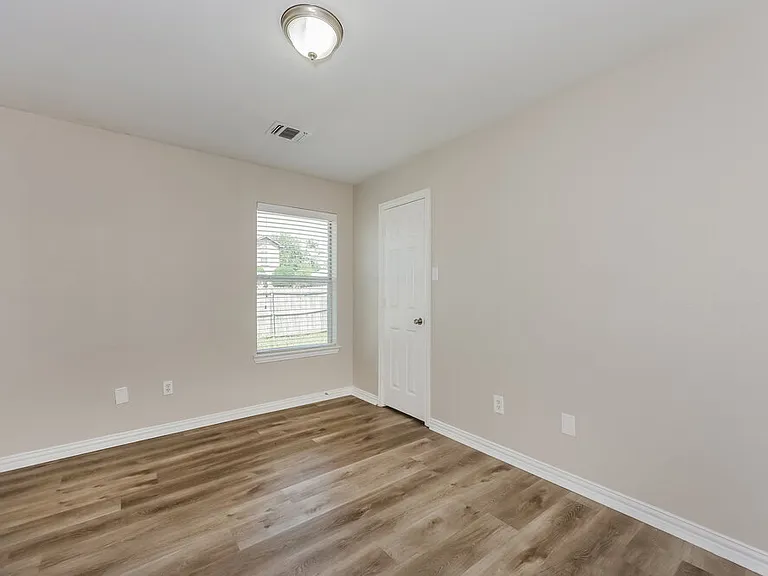 1601 Prescott Dr — Photo 12