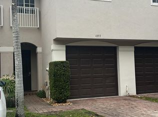 4103 Napoli Lake Dr, Riviera Beach, FL 33410
