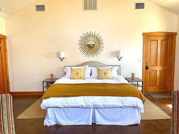 Suite one king bed