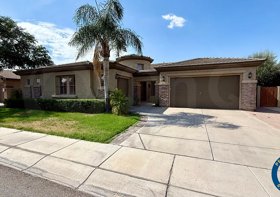 3396 E Raven Dr