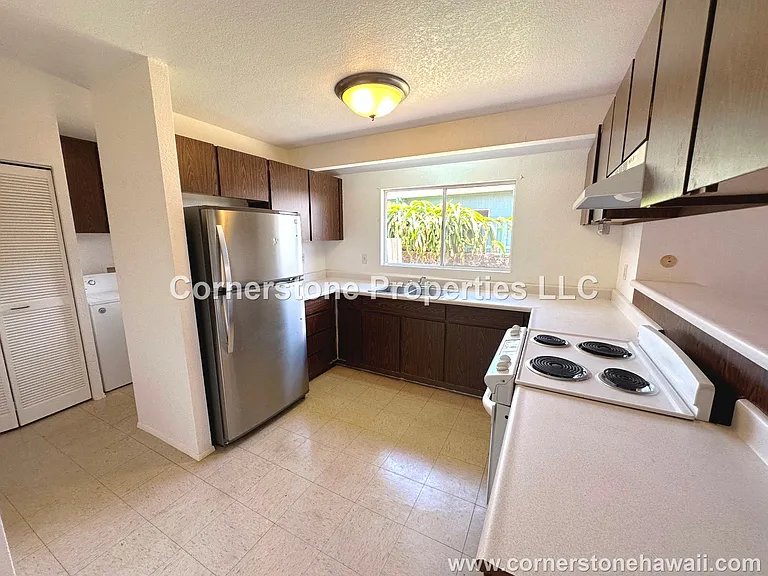 94-676 Makaamoamo Pl — Photo 10