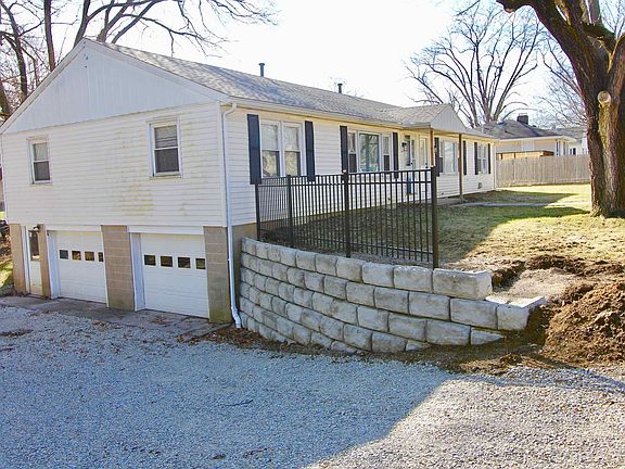 4th image of 1020 S Allen Ave #22