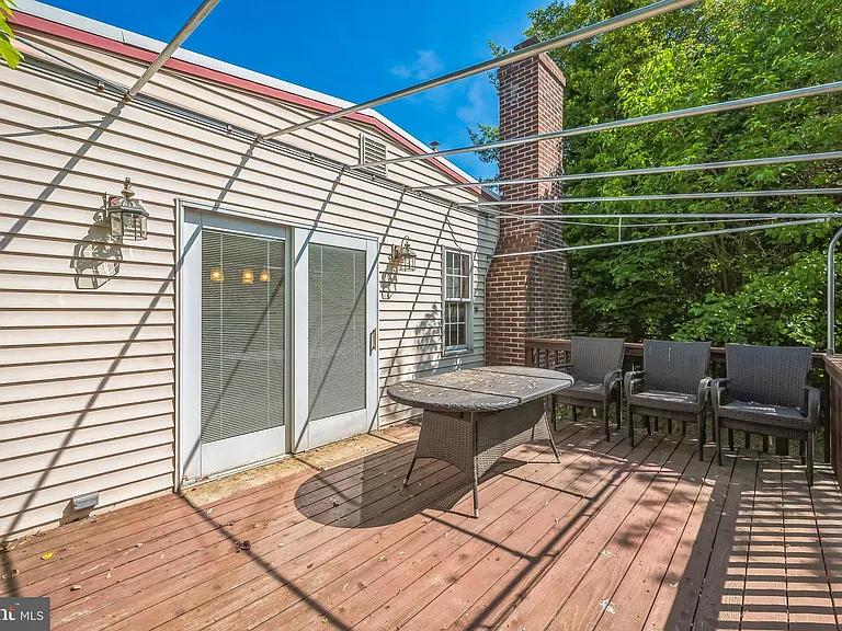 400 Walnut Ave — Photo 26
