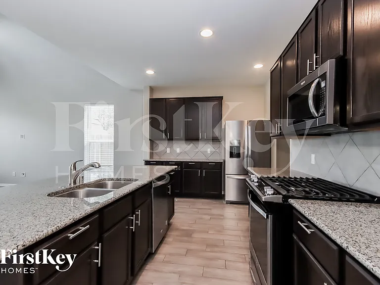 3013 Tulip Poplar Trl — Photo 5