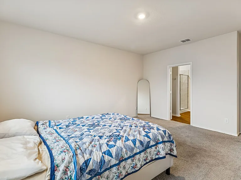 4550 Meerkat Dr — Photo 21