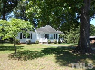 411 Wildflower Ln, Siler City, NC 27344