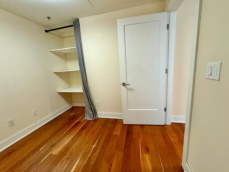 601 W Rosemary St #319 — Photo 7