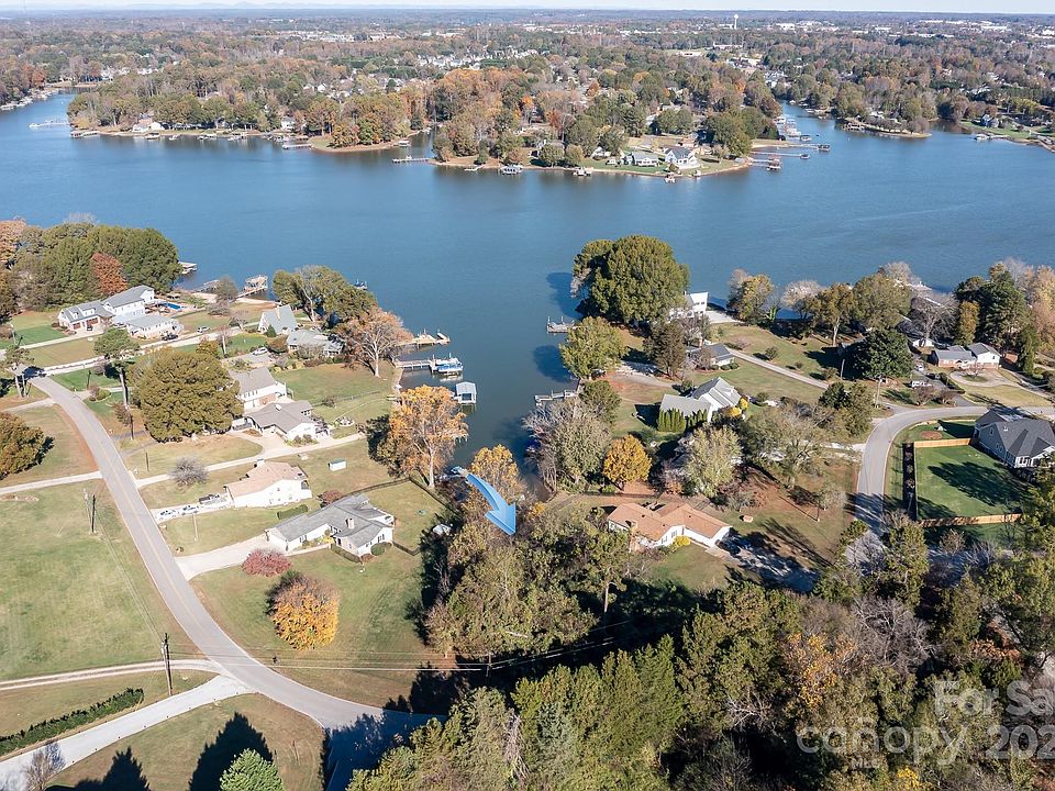 1st image of 212 Ponderosa Cir
