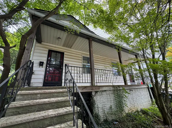 350 Warburton Avenue, Hastings-on-Hudson, NY 10706