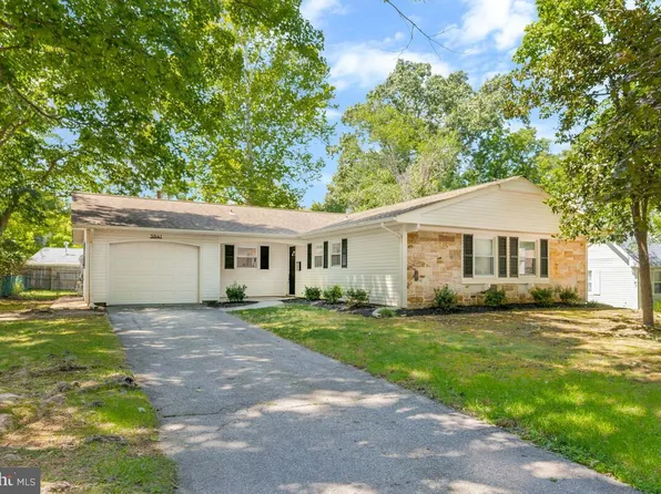 3841 Irongate Ln, Bowie, MD 20715