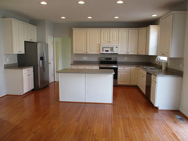 Large Eat In Kitchen - note a new stainless steel microwave has been installed after pictures