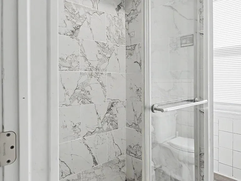 1921 W Allegheny Ave — Photo 18