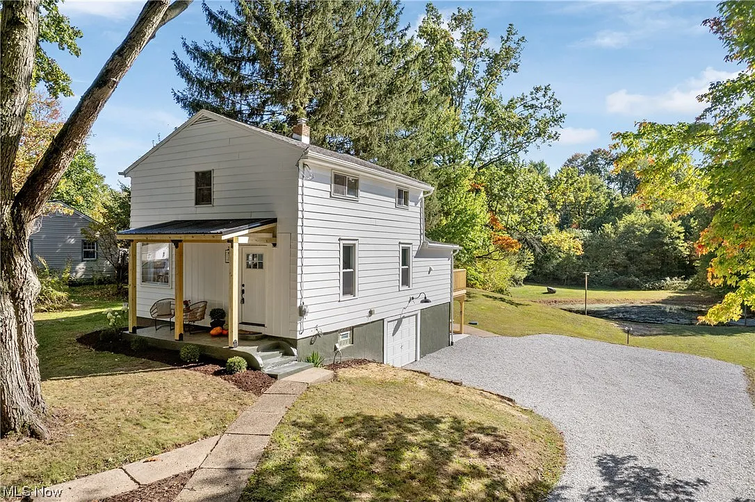 2954 Greenleaf Rd photo 1