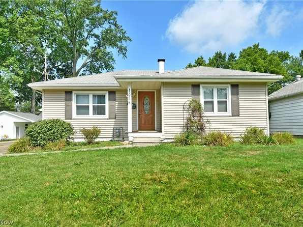 1384 Meadowbrook Ave SE, Warren, OH 44484