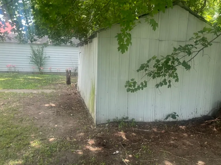 804 Market St — Photo 11