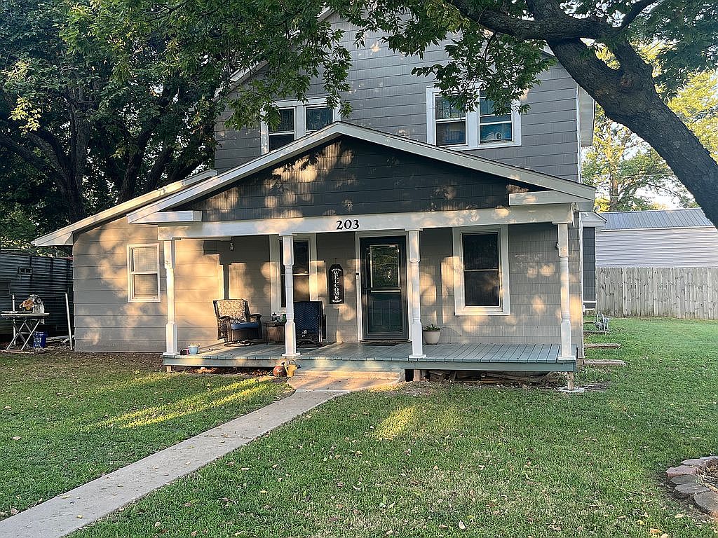 203 S Scott St, Scranton, KS 66537 Zillow