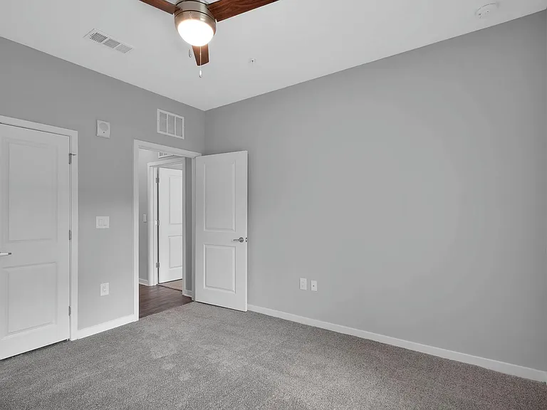 Saddle Brook Landings — Photo 34