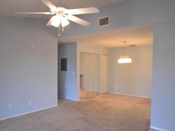 4th image of 1821 Long Iron Dr APT 423