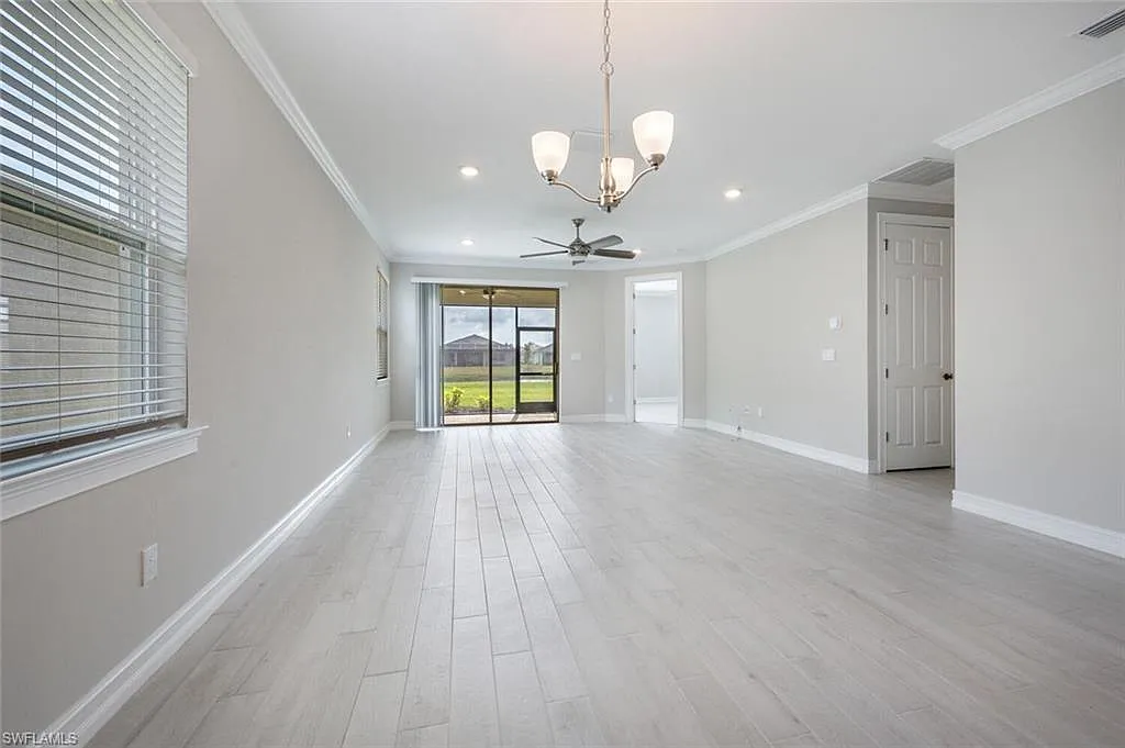 2 bed, 2.0 bath, 1670 sqft, $3,000 — Photo 4