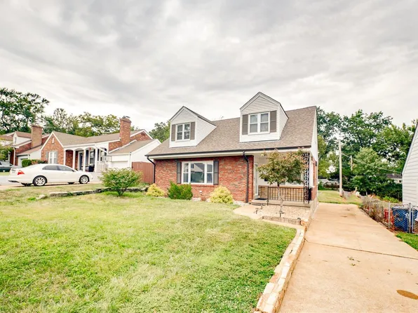 6325 Darlow Dr, Saint Louis, MO 63123