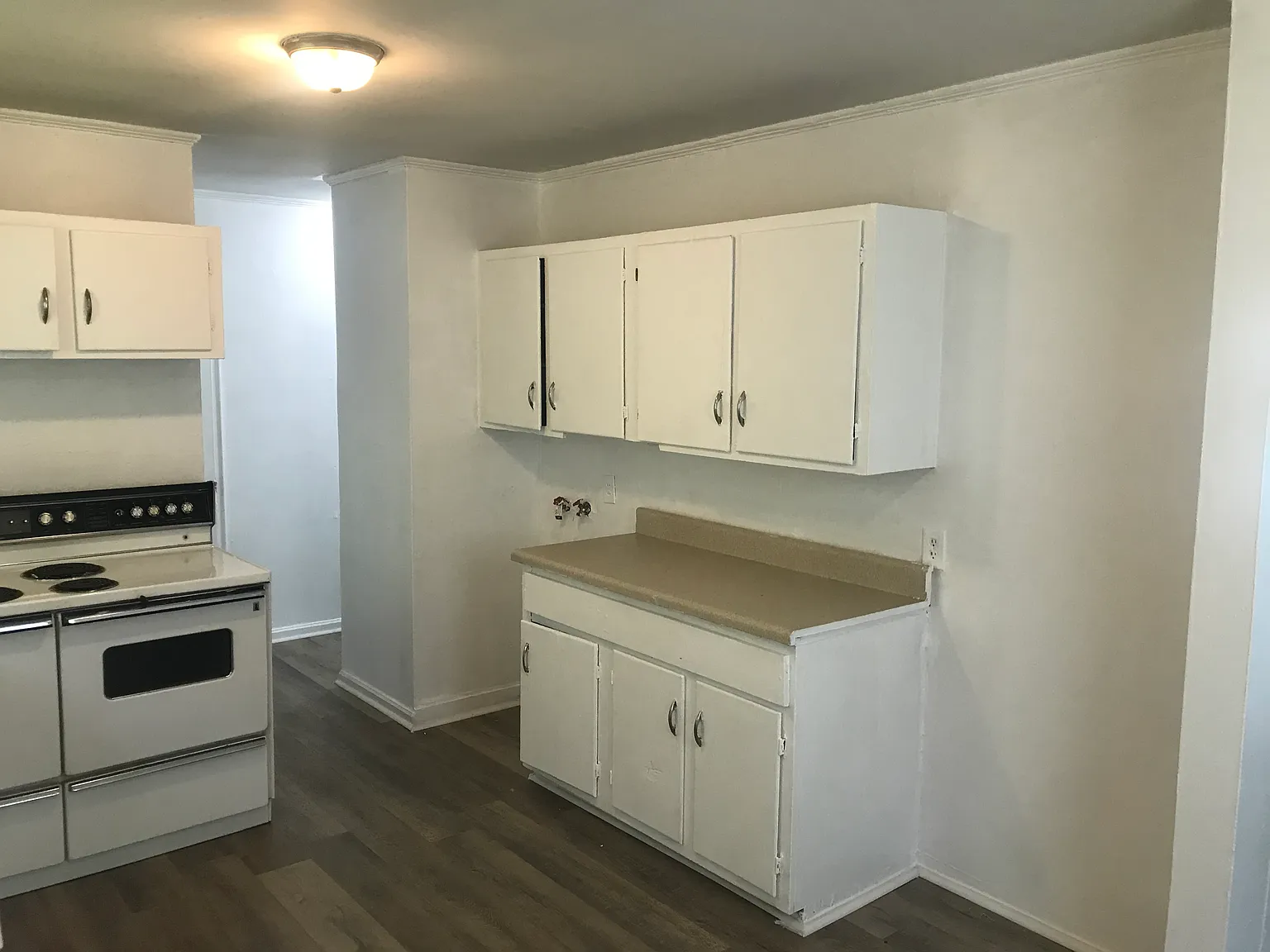 2 bed, 1050 sqft, $1,280 — Photo 2