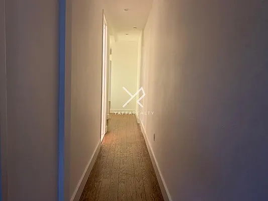 Rented by Yaffa Realty LLC | media 32