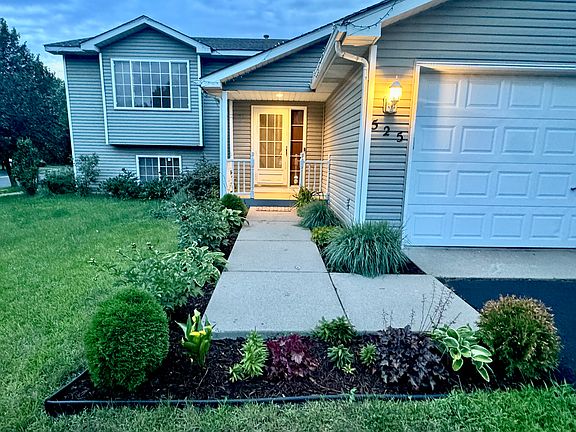 2nd image of 525 Tower Pond Ct